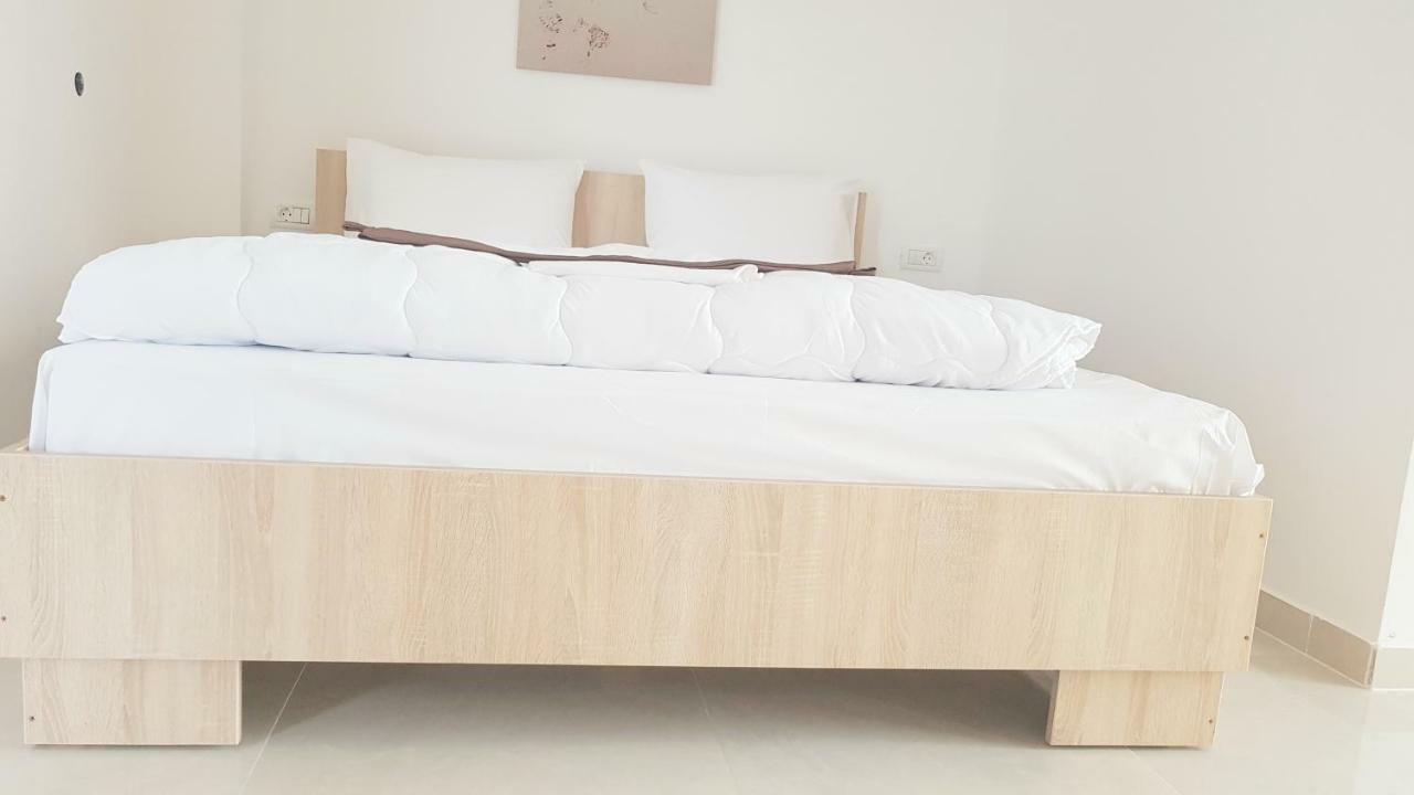 Hotel Ema Vama Veche Zewnętrze zdjęcie